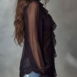 Blusa Retro Romântica em Chiffon Transparente com Aplicação de Renda Preta e Folhos