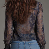 Blusa de Chiffon Azul-Marinho com Estampado Paisley Barroco e Fecho com Folhos
