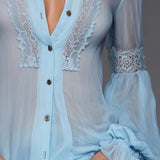 Camisa Boho Transparente com Debrum de Renda e Manga Bufante