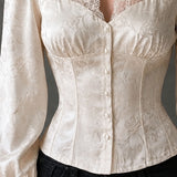 Blusa Romântica Marfim em Jacquard com Gola de Renda Recortada e Efeito Corset