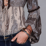 Blusa Boémia Castanha de Paisley com Atacadores e Folhos