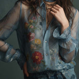 Blusa Boho Vintage Transparente com Botões e Estampado Floral