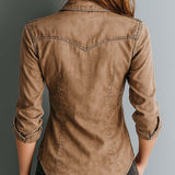 Blusa Retro com Costuras Contrastantes e Efeito Lavado