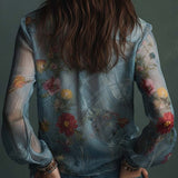 Blusa Boho Vintage Transparente com Botões e Estampado Floral