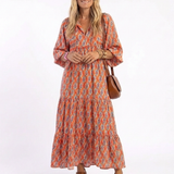 AMARA | Vestido Midi Aos Folhos com Estampado Geométrico e Decote em V