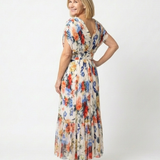 Savannah | Vestido Midi Floral Plissado de Manga Curta