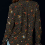 Blusa Retro Estampado Floral com Bainha Curva e Mangas de Folhos