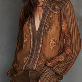 Blusa Boho Vintage Transparente Floral com Mangas Amplas