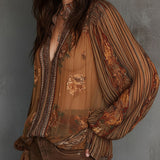 Blusa Boho Vintage Transparente Floral com Mangas Amplas