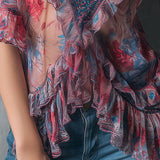 Blusa Boho Romântica de Decote em V com Folhos e Estampado Floral Semitransparente