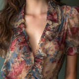 Blusa Vintage Transparente Florida com Folhos e Mangas Bufantes