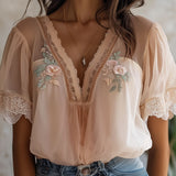 Blusa de Chiffon Boho com Bordado Floral