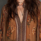 Blusa Boho Vintage Transparente Floral com Mangas Amplas