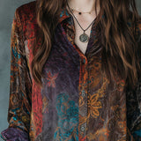 Camisa Boho em Veludo com Estampado Floral e Manga Comprida
