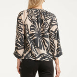 Blusa com Estampado de Folhas e Detalhes de Botões em Preto e Cru | Off White - Black