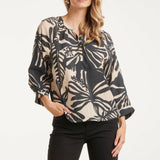 Blusa com Estampado de Folhas e Detalhes de Botões em Preto e Cru | Off White - Black