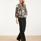 Blusa com Estampado de Folhas e Detalhes de Botões em Preto e Cru | Off White - Black