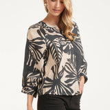 Blusa com Estampado de Folhas e Detalhes de Botões em Preto e Cru | Off White - Black