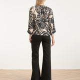 Blusa com Estampado de Folhas e Detalhes de Botões em Preto e Cru | Off White - Black