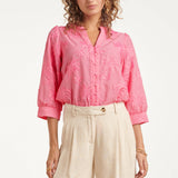 Blusa com Bordado Tropical de Palmeiras | Old Pink