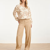 Bomber com Estampado Floral Abstrato - Bege/Branco | Off White - Dark Sand