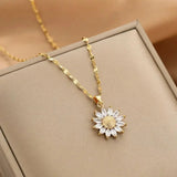 Colar com Pendente de Girassol em Dourado e Cristal