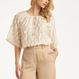 Crème Top Met Transparante Fringe Structuurstof | Off White