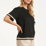 Dames T-Shirt Met Golvende Afwerking | Black - Sand