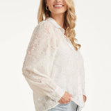 Blusa Translúcida Elegante com Estampado em Relevo | White