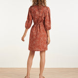 Vestido Elegante com Estampado Floral e Cinto | Brique