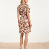 Vestido Curto Elegante com Estampado Animal Abstrato | Multicolor