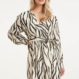 Knielange Jurk Met Zebra Print En Ceintuur In Off-White En Zwart | Off White - Black