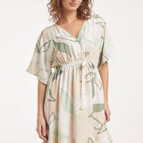 Midi Jurk Met Groene En Beige Bladprint En Ceintuur | Soft Green - Muticolour