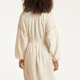 Off White Jurk Met Gouden Borduursels En Taille Elastiek | Off White - Sand