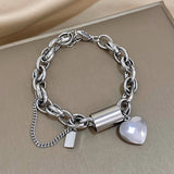 Pulseira de Coração Dourada com Berloque