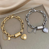 Pulseira de Coração Dourada com Berloque