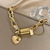 Pulseira de Coração Dourada com Berloque