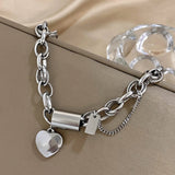 Pulseira de Coração Dourada com Berloque