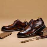 Sapatos Brogue de Couro