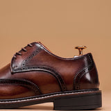 Sapatos Brogue de Couro