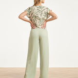 Top Met Groene Bladprint En V-Hals | Jade - Off White