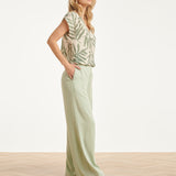 Top Met Groene Bladprint En V-Hals | Jade - Off White