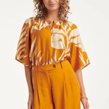Tuniek Top Met Blad Print En Strikdetail In Oker Geel | Mustard - Off White