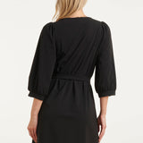 Vestido com Decote V e Estampado em Tecido Travel | Black