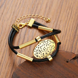 Conjunto Atemporal de Colar e Pulseira em Camadas