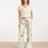 Wide Leg Broek Met Groene En Beige Bladprint | Soft Green - Muticolour