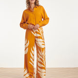 Calças Largas com Estampado Botânico de Folhas em Amarelo Ocre | Mustard - Off White