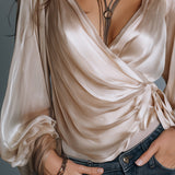 Blusa Elegante de Cetim Cruzada com Laços Laterais