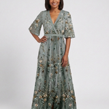 Evadne | Vestido Longo Floral com Decote em V e Manga Curta