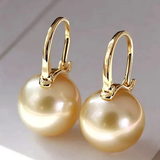 Brincos Dourados Elegantes com Pérolas